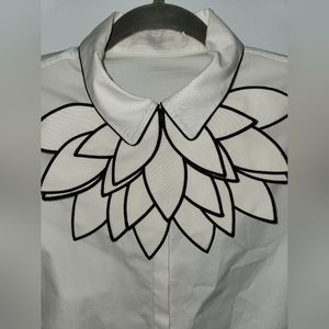 Anne Fontaine short sleeve cotton cuffed blouse w removable petal collar size M